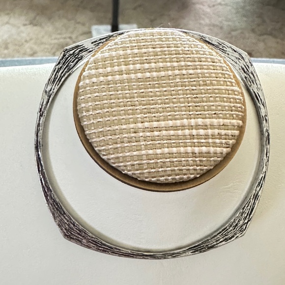 2/$20 Silver tone bangle bracelet vintage modernist square/circle brushed - Picture 5 of 8
